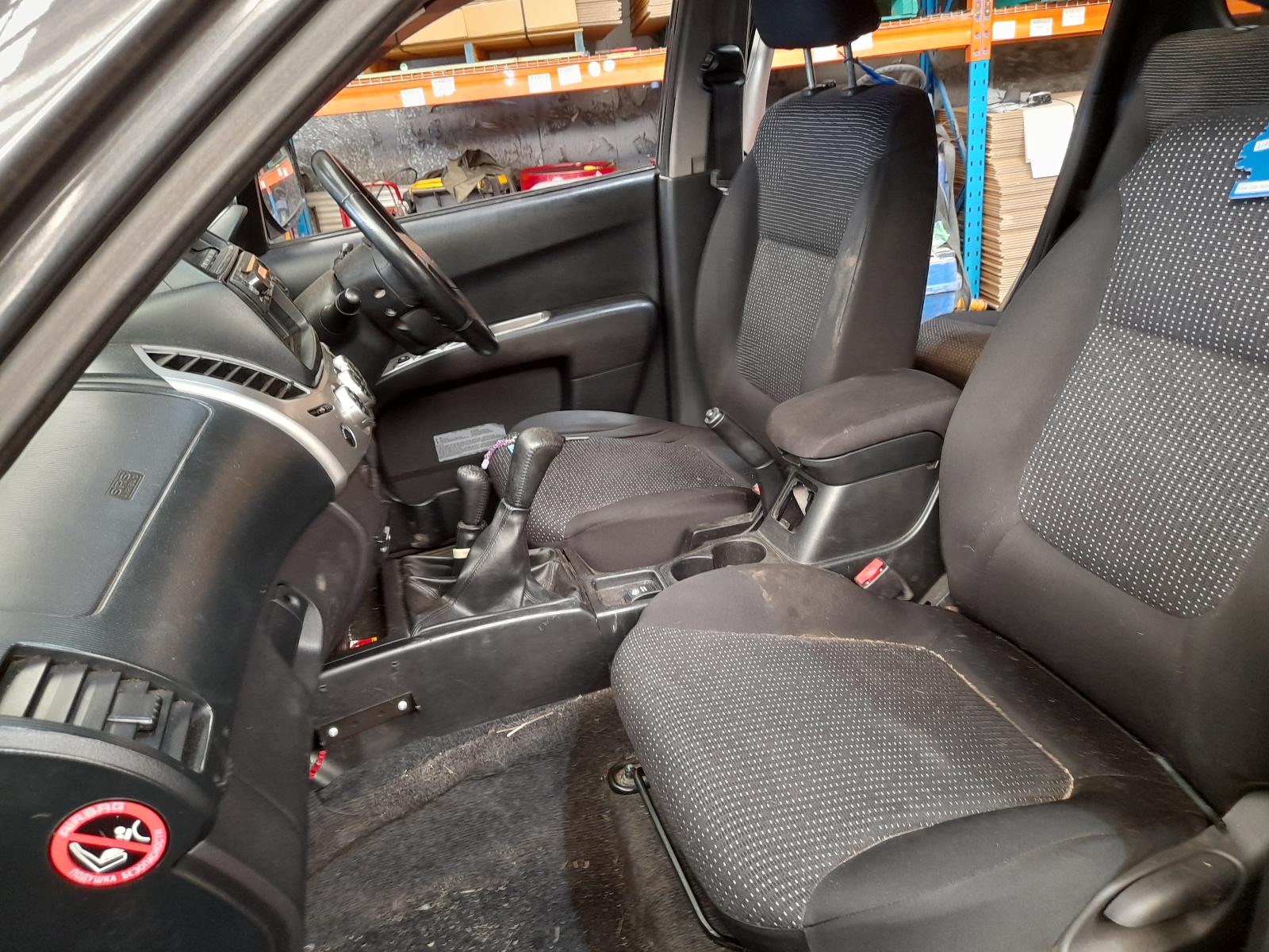 View Auto part Right Rear Wnd Reg/Motor Mitsubishi Triton 2015