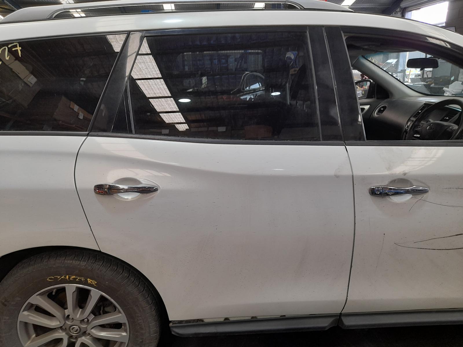 2014 Nissan Pathfinder Catalytic Converter View Auto part Catalytic Converter Nissan Pathfinder 2014