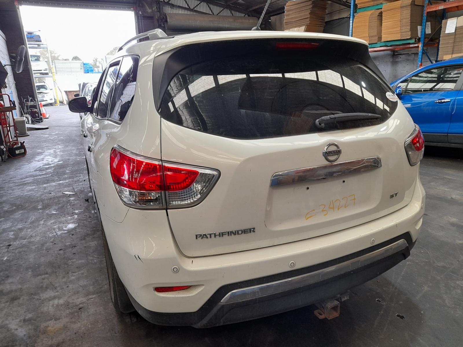 2014 Nissan Pathfinder Catalytic Converter View Auto part Catalytic Converter Nissan Pathfinder 2014