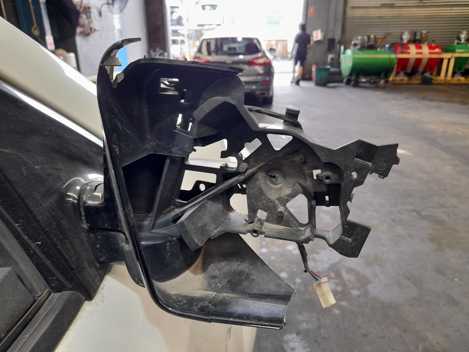 2014 Nissan Pathfinder Catalytic Converter View Auto part Catalytic Converter Nissan Pathfinder 2014