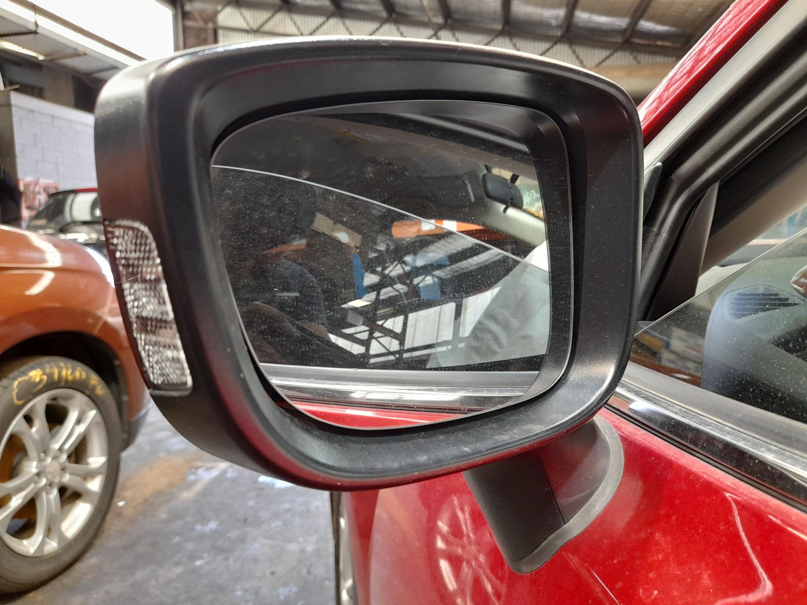 View Auto part Ecu Mazda 3 2015