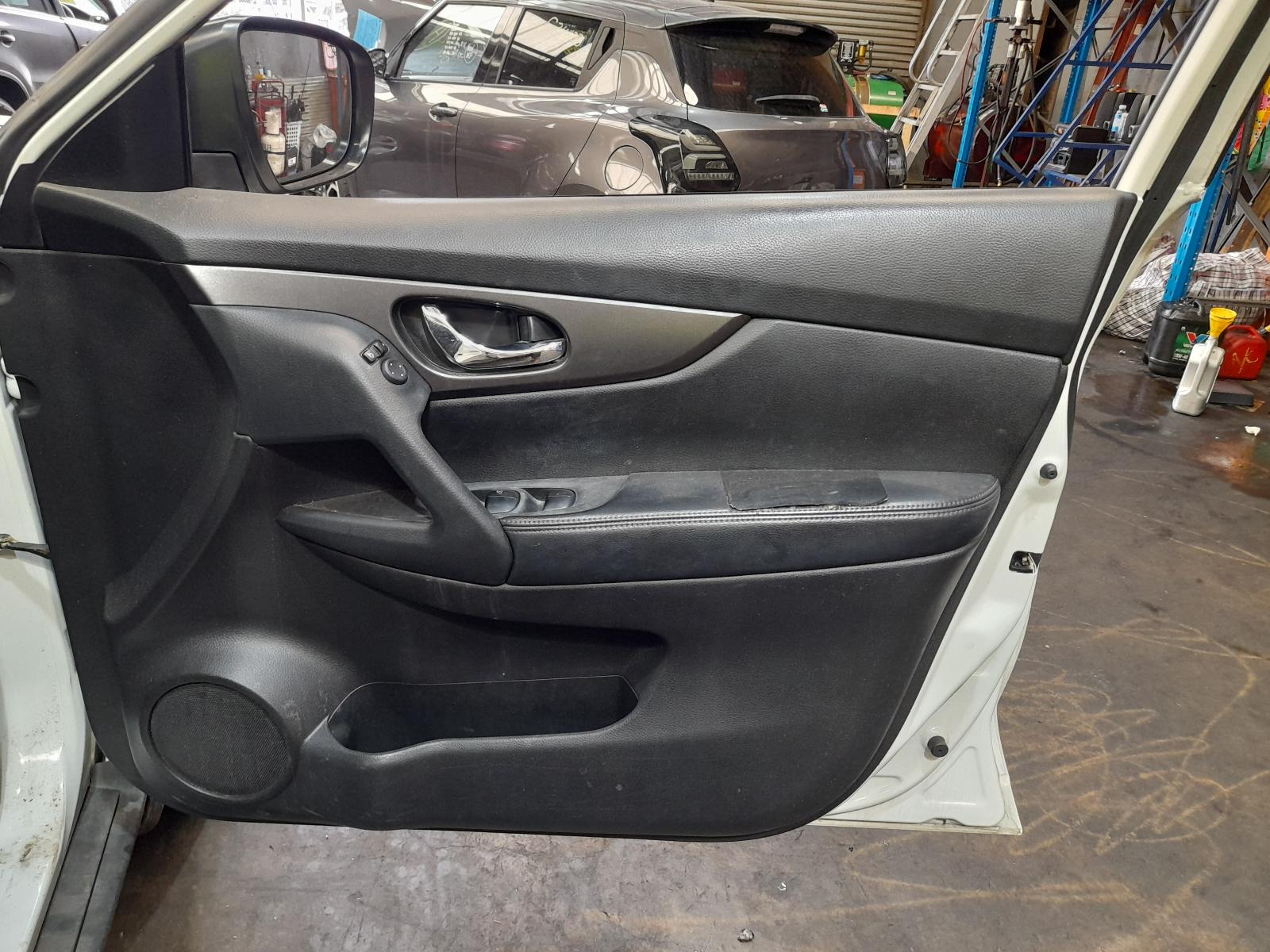 View Auto part Ecu Nissan Xtrail 2016