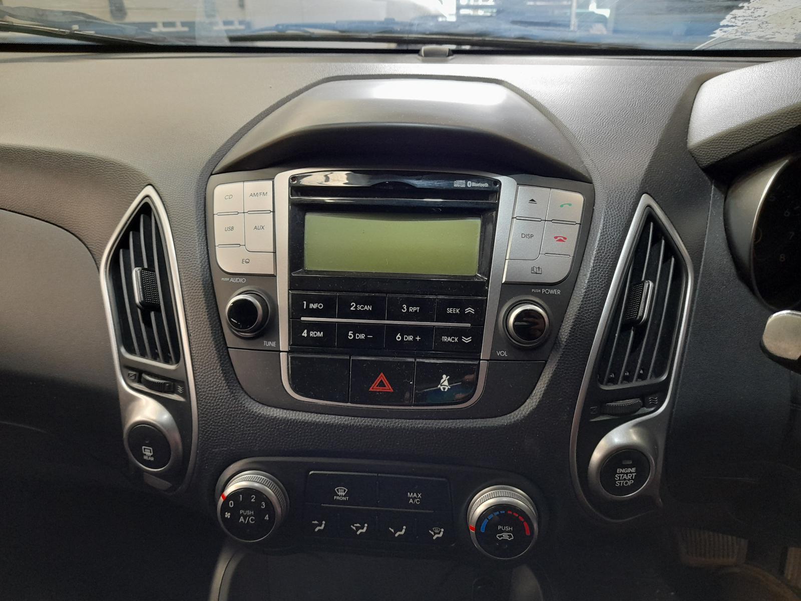 2011 Hyundai Ix35 Right Indicator/Fog/Side View Auto part Right Indicator/Fog/Side Hyundai Ix35 2011