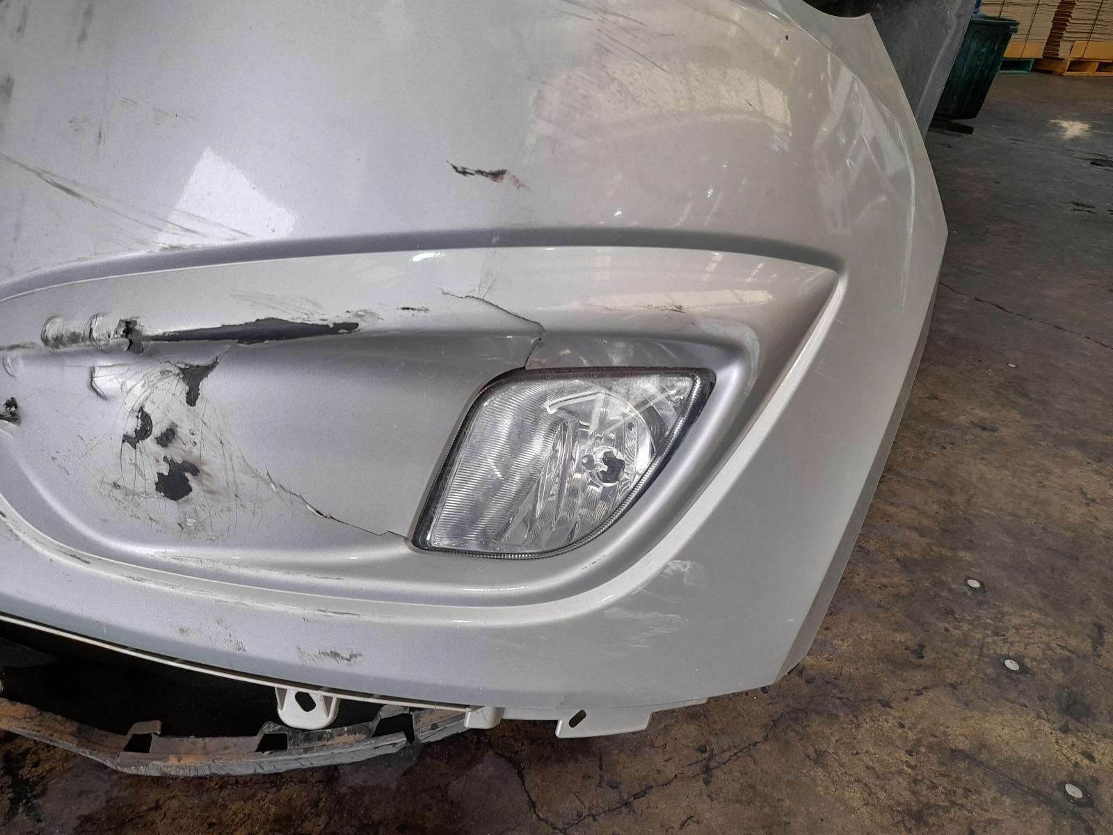 2011 Hyundai Ix35 Right Indicator/Fog/Side View Auto part Right Indicator/Fog/Side Hyundai Ix35 2011