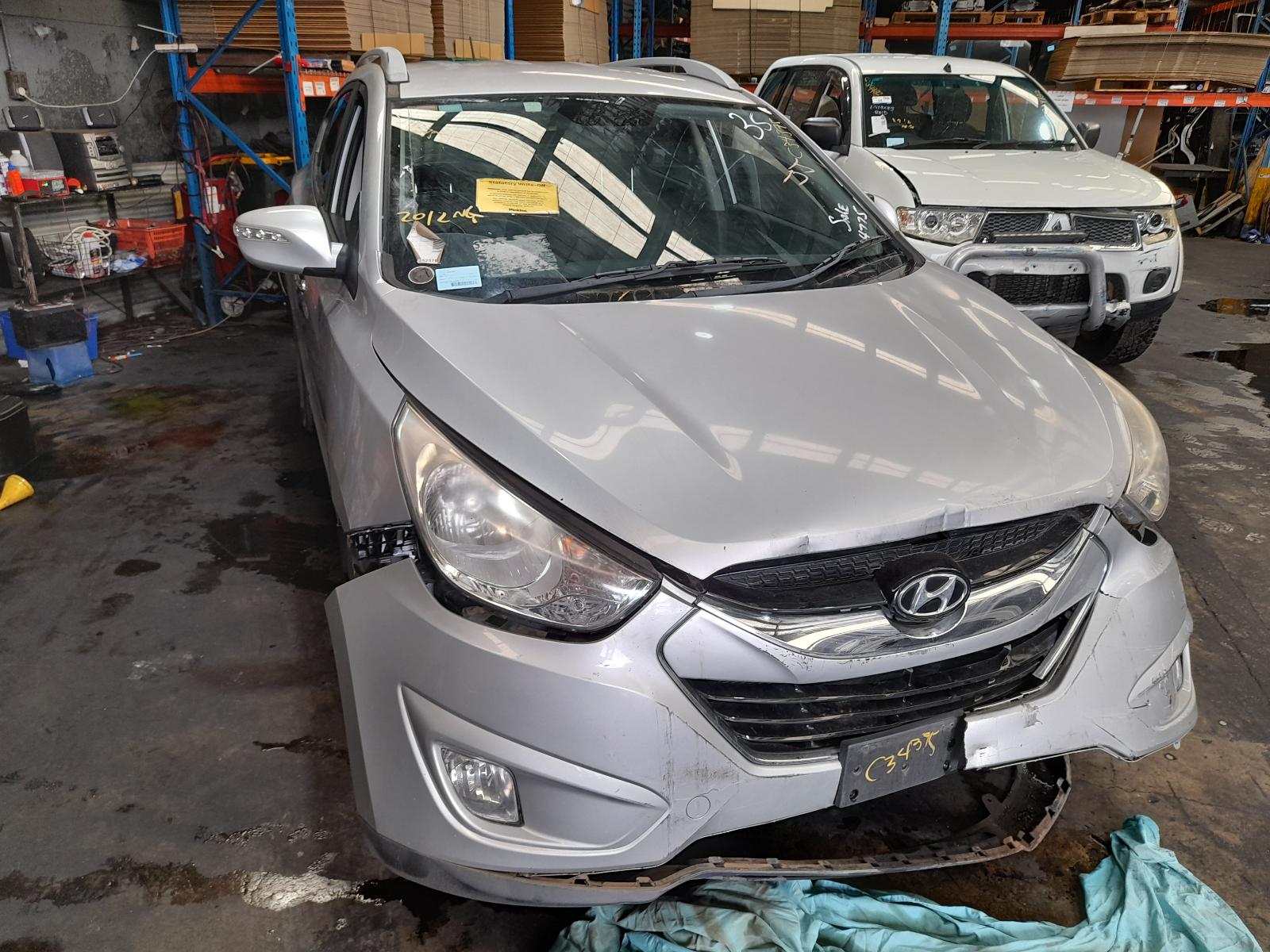 2011 Hyundai Ix35 Right Indicator/Fog/Side View Auto part Right Indicator/Fog/Side Hyundai Ix35 2011