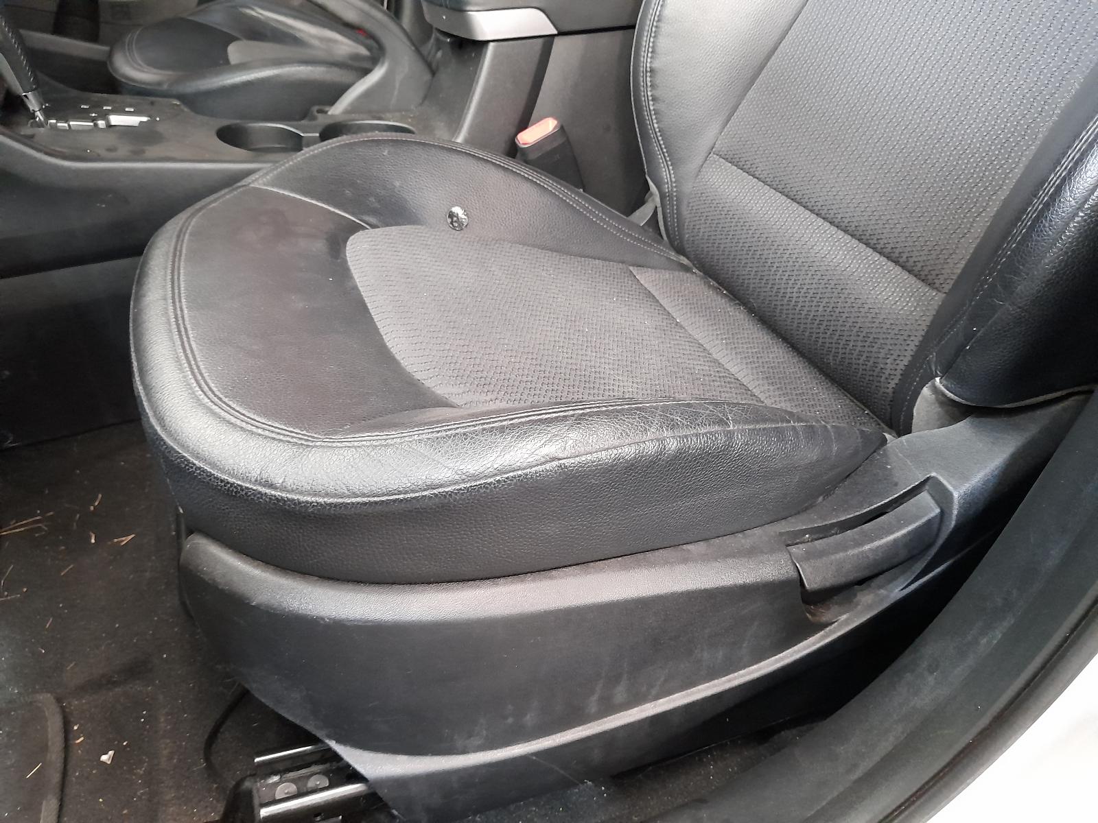 2011 Hyundai Ix35 Right Indicator/Fog/Side View Auto part Right Indicator/Fog/Side Hyundai Ix35 2011