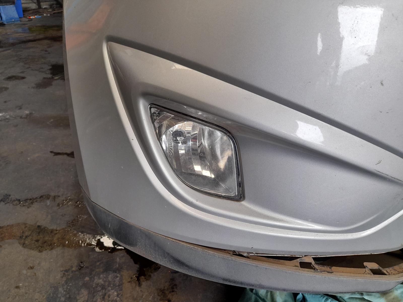 2011 Hyundai Ix35 Right Indicator/Fog/Side View Auto part Right Indicator/Fog/Side Hyundai Ix35 2011