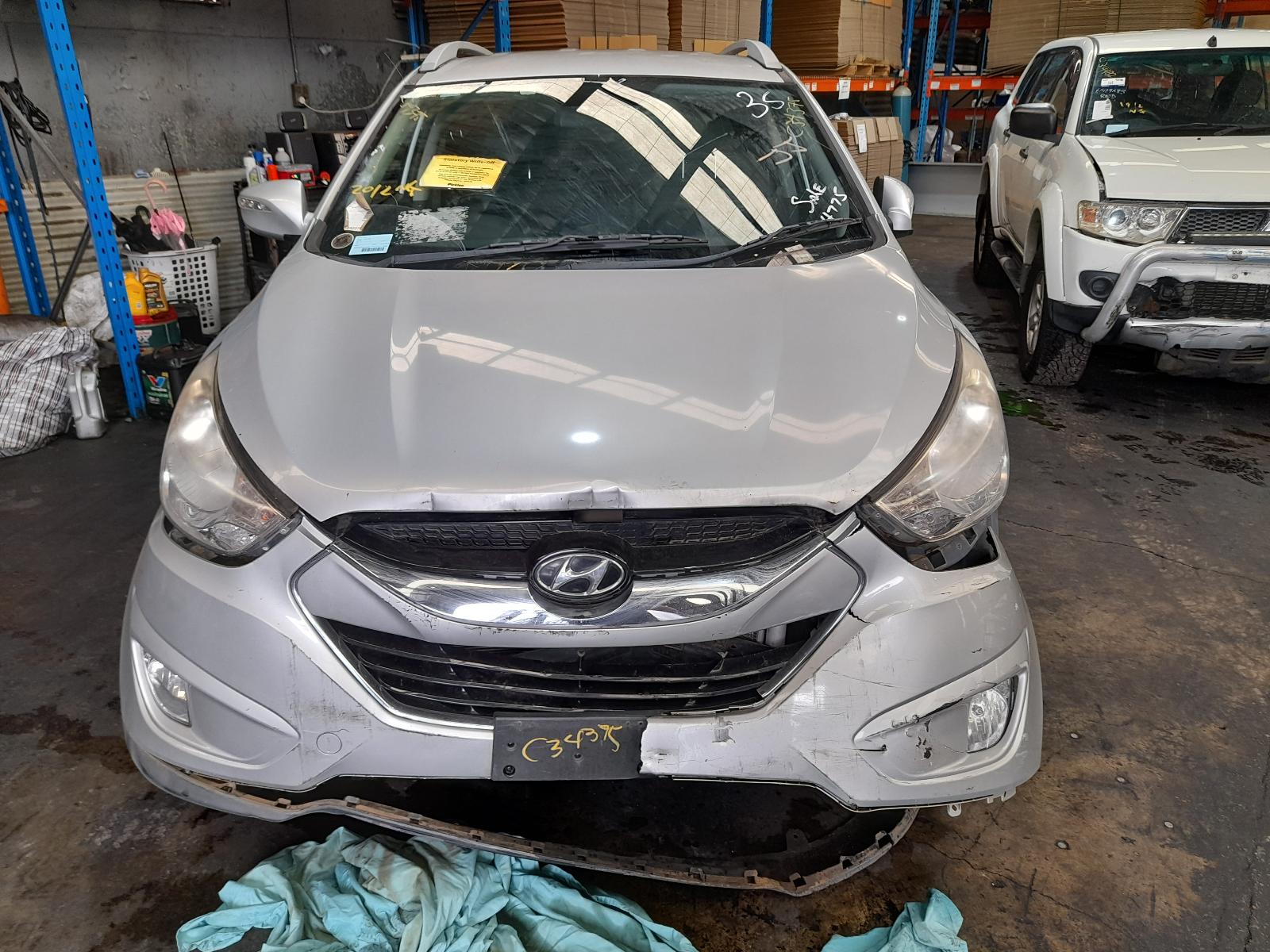 2011 Hyundai Ix35 Right Indicator/Fog/Side View Auto part Right Indicator/Fog/Side Hyundai Ix35 2011