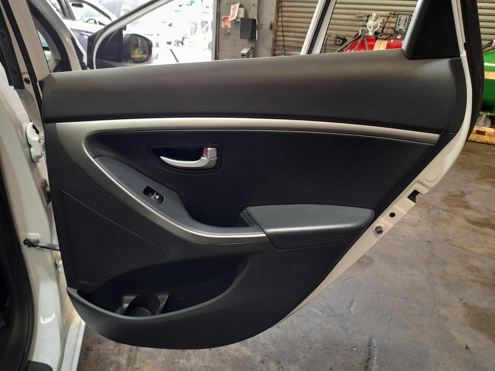 2013 Hyundai I30 Ecu View Auto part Ecu Hyundai I30 2013