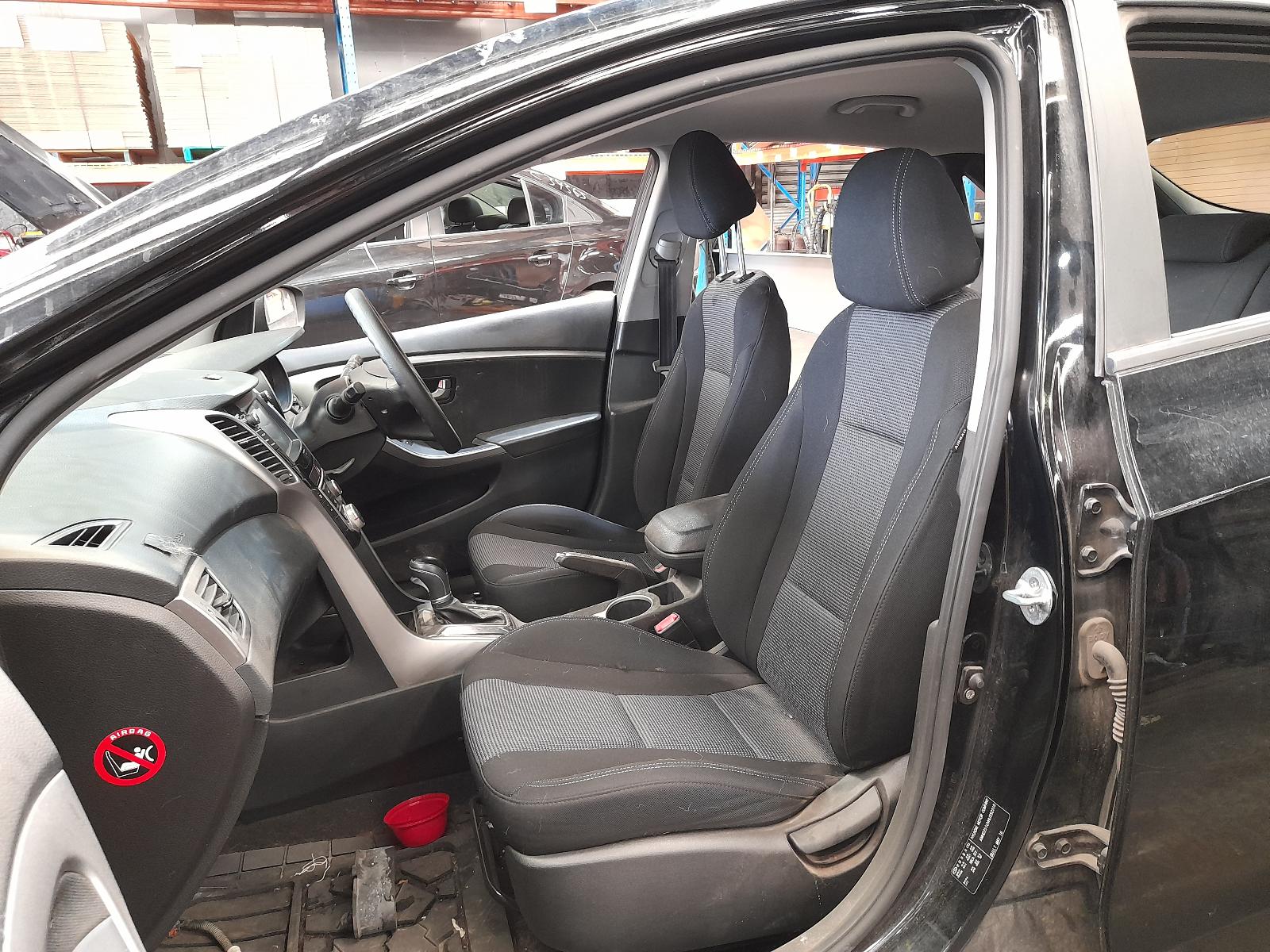 View Auto part Engine Hyundai I30 2016