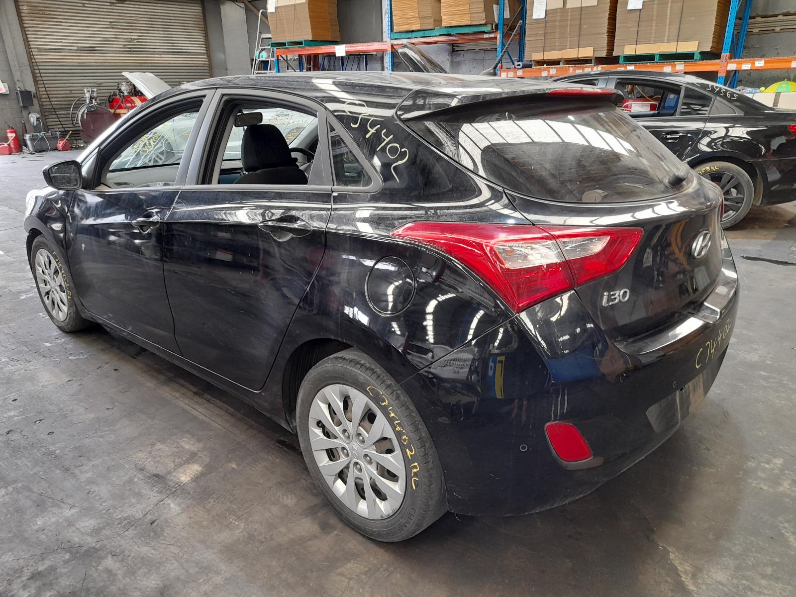 View Auto part Engine Hyundai I30 2016