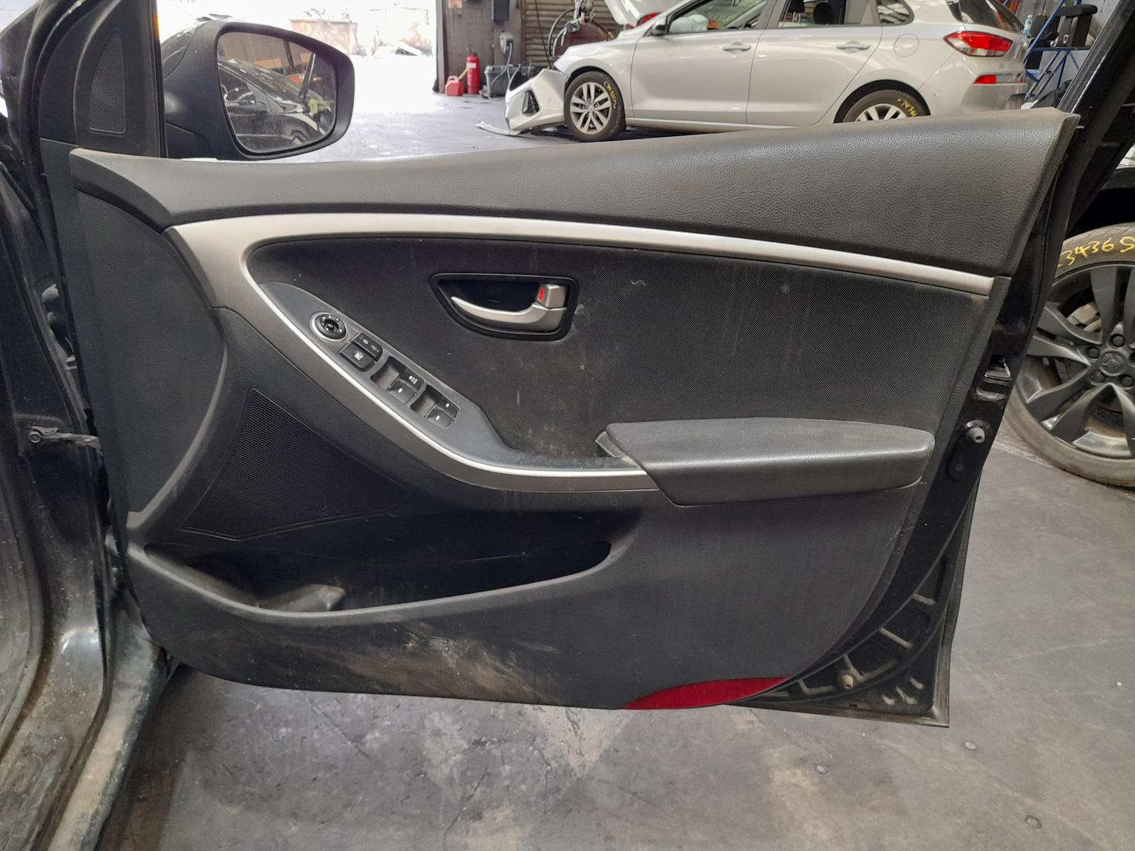 View Auto part Engine Hyundai I30 2016
