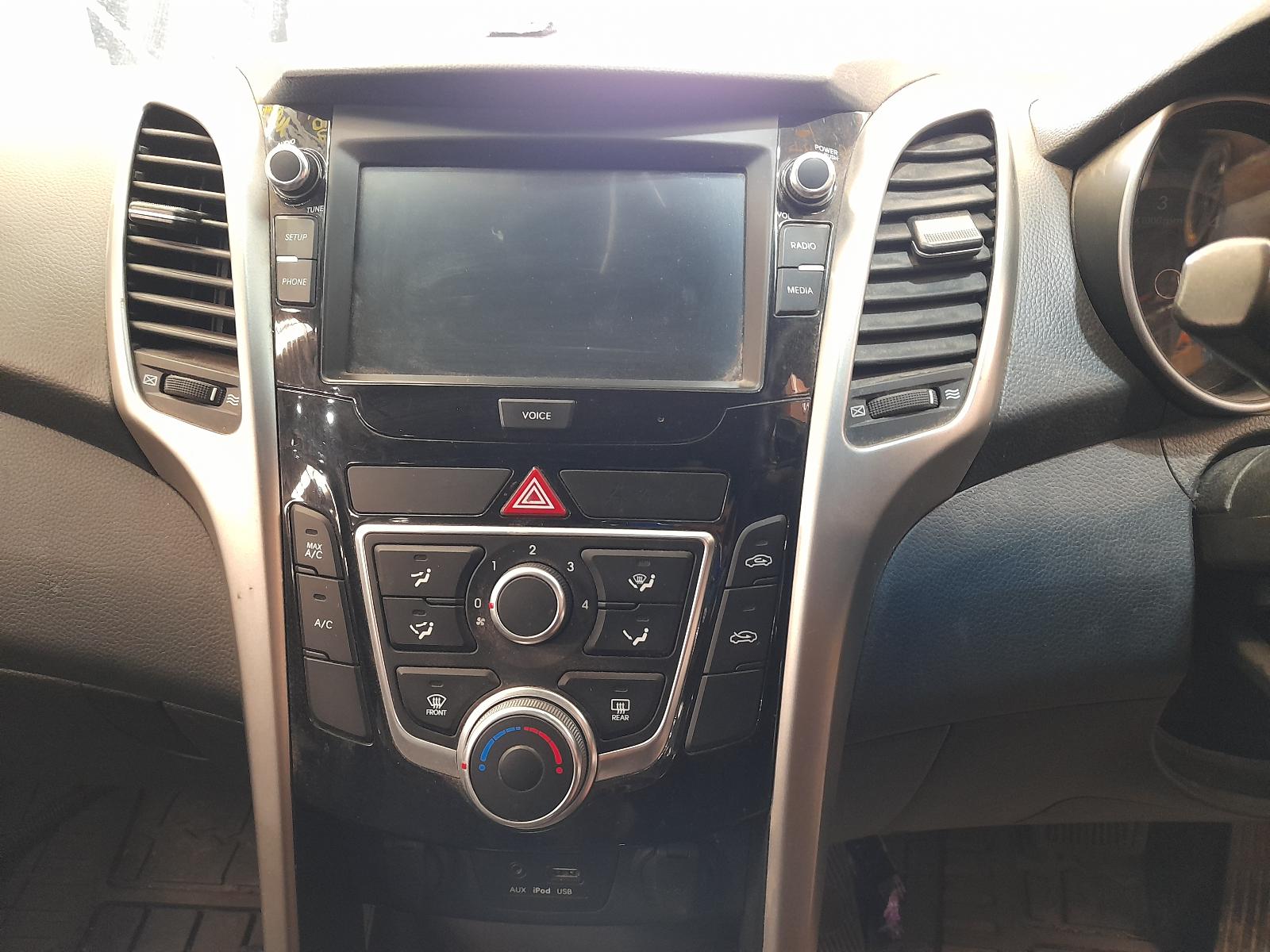 View Auto part Engine Hyundai I30 2016