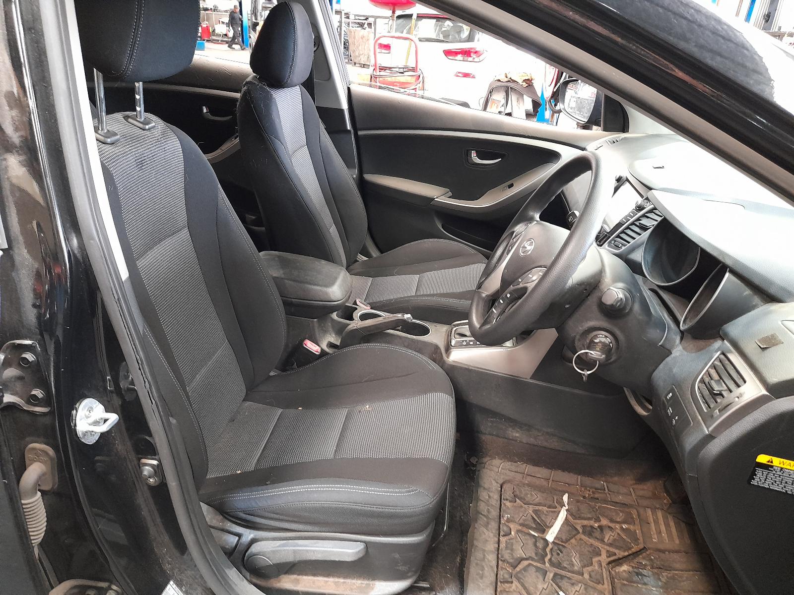 View Auto part Engine Hyundai I30 2016