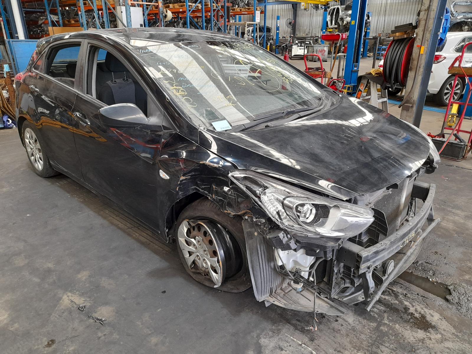 View Auto part Engine Hyundai I30 2016