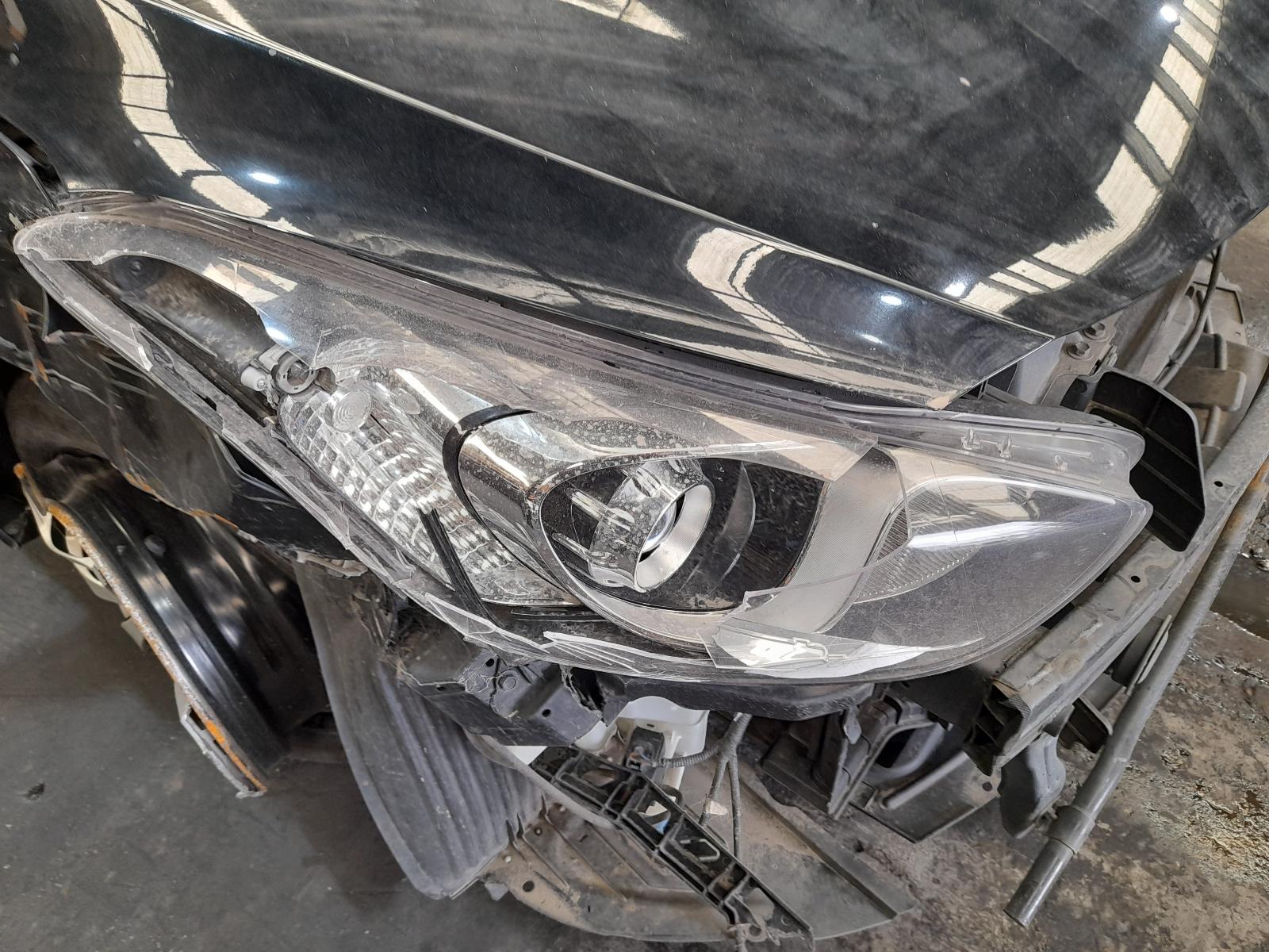 View Auto part Engine Hyundai I30 2016
