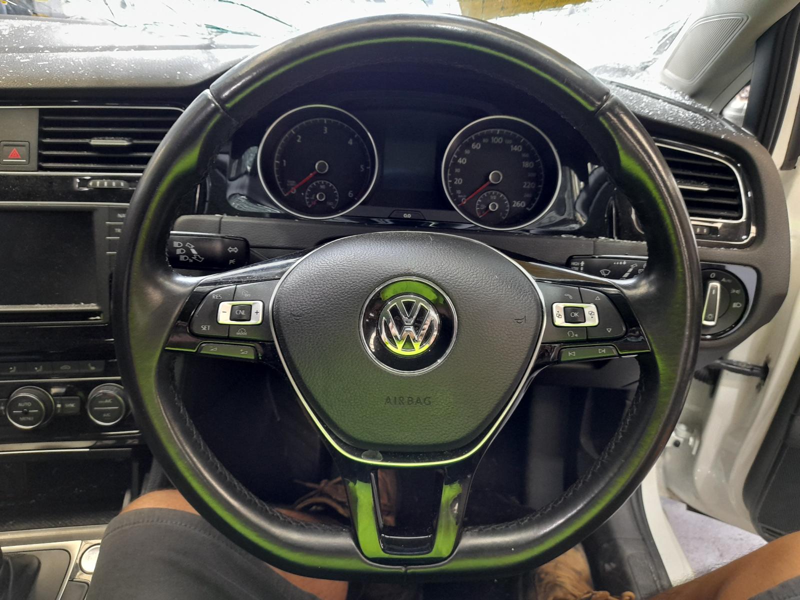 2016 Volkswagen Golf Trans/Gearbox View Auto part Trans/Gearbox Volkswagen Golf 2016