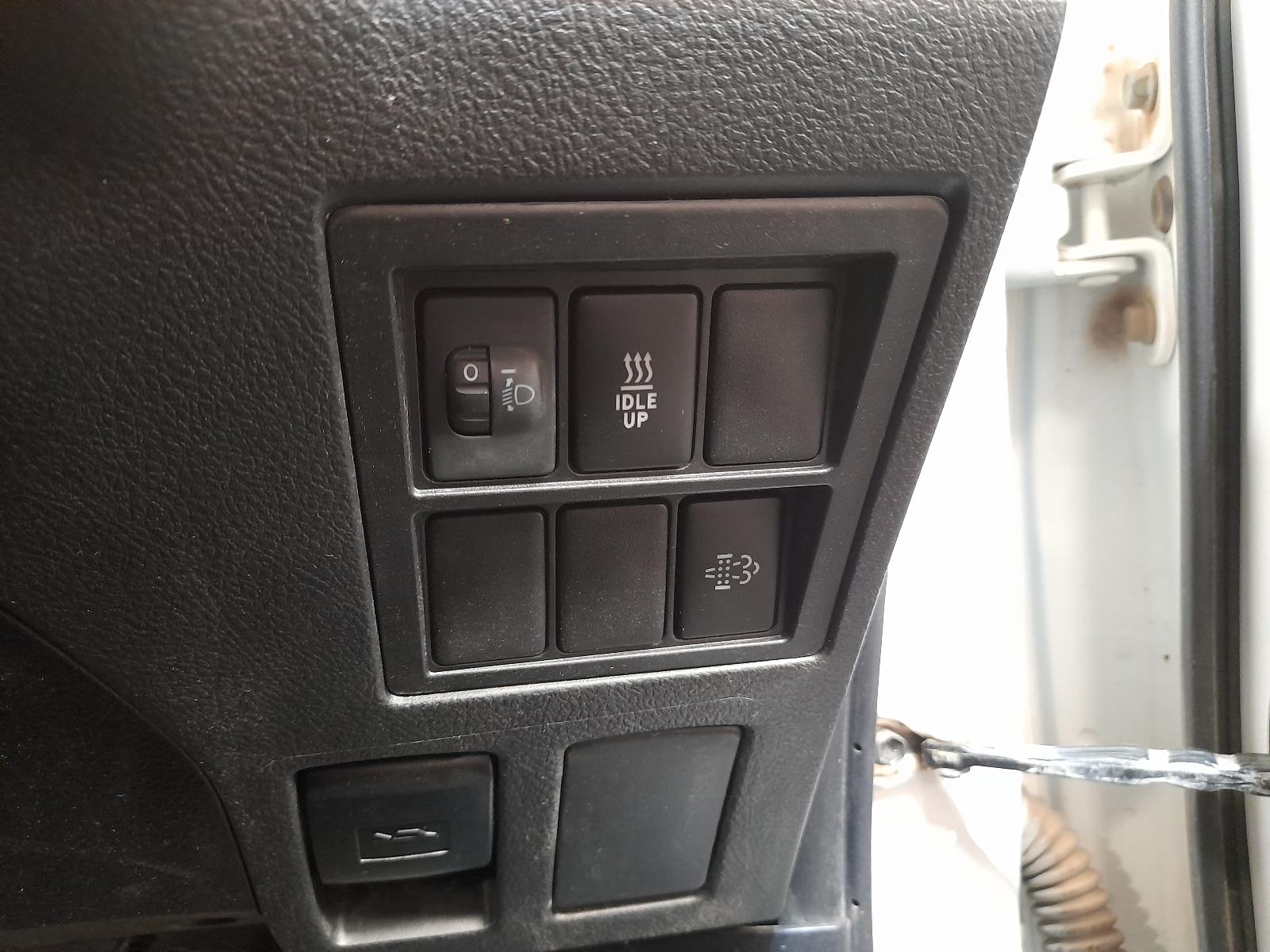 View Auto part Right Front Door Window Toyota Hilux 2021