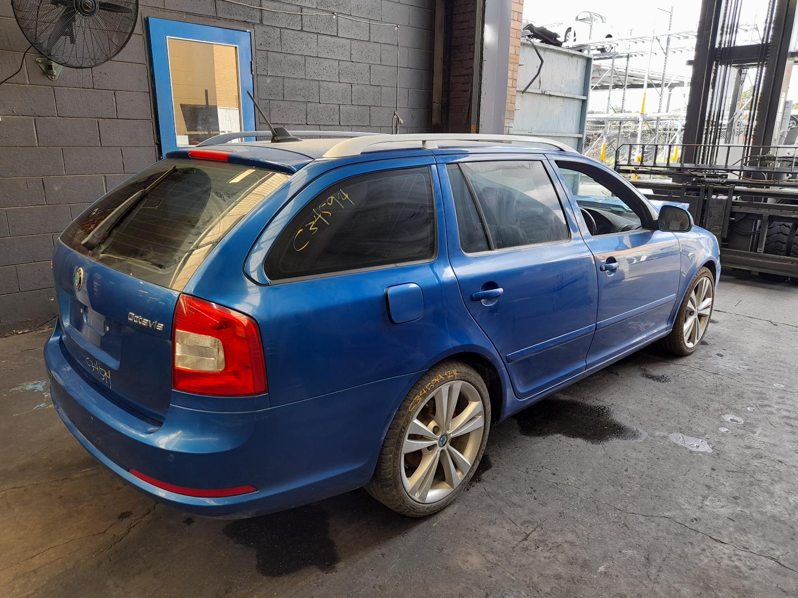 Car throttle 2024 skoda octavia