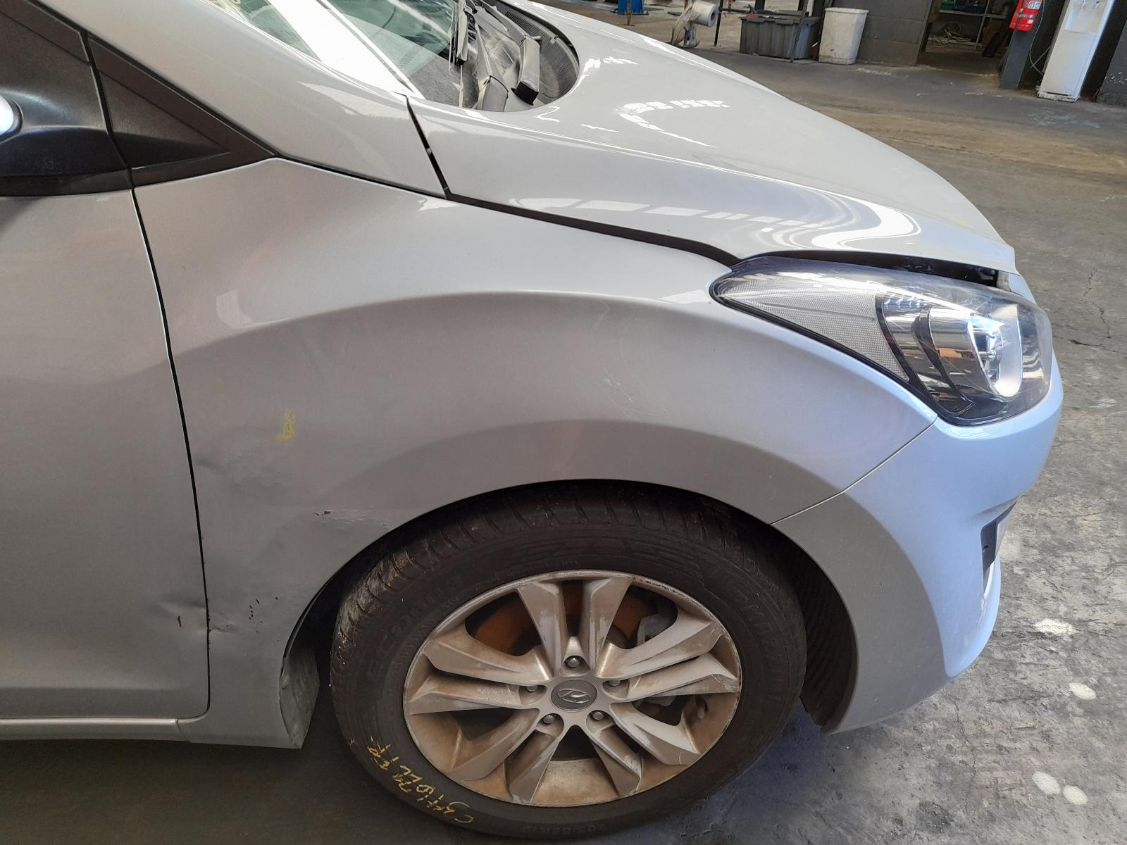 2013 Hyundai I30 Radio/Cd/Dvd/Sat/Tv View Auto part Radio/Cd/Dvd/Sat/Tv Hyundai I30 2013