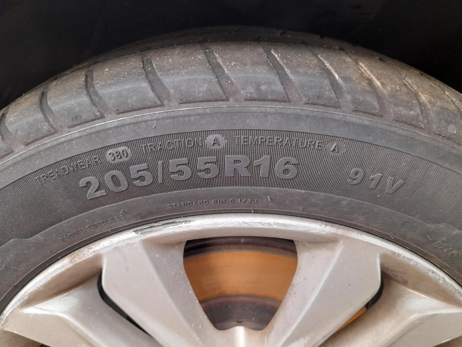 2013 Hyundai I30 Radio/Cd/Dvd/Sat/Tv View Auto part Radio/Cd/Dvd/Sat/Tv Hyundai I30 2013