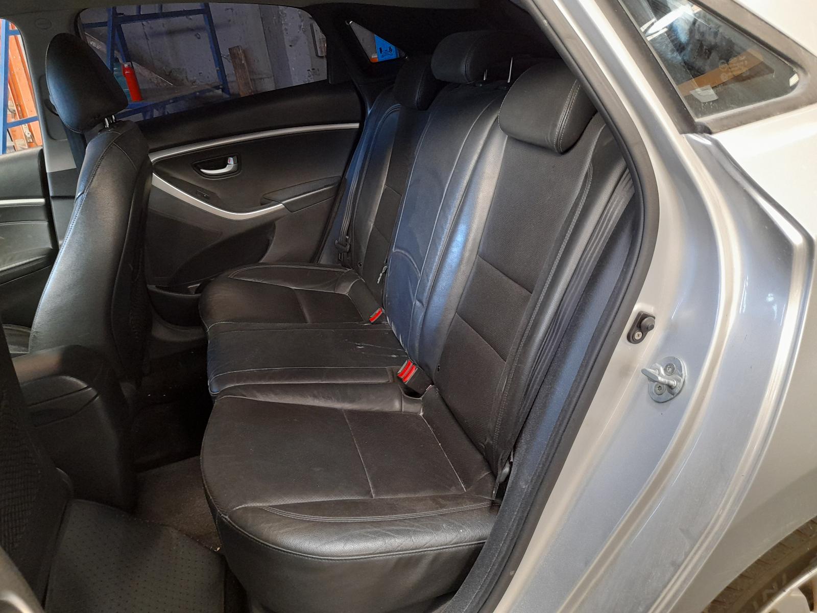 2013 Hyundai I30 Radio/Cd/Dvd/Sat/Tv View Auto part Radio/Cd/Dvd/Sat/Tv Hyundai I30 2013