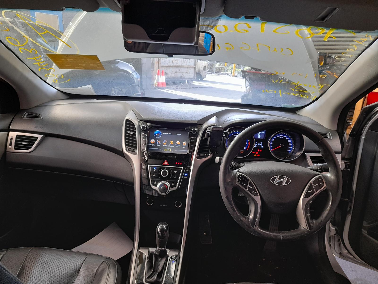 2013 Hyundai I30 Radio/Cd/Dvd/Sat/Tv View Auto part Radio/Cd/Dvd/Sat/Tv Hyundai I30 2013