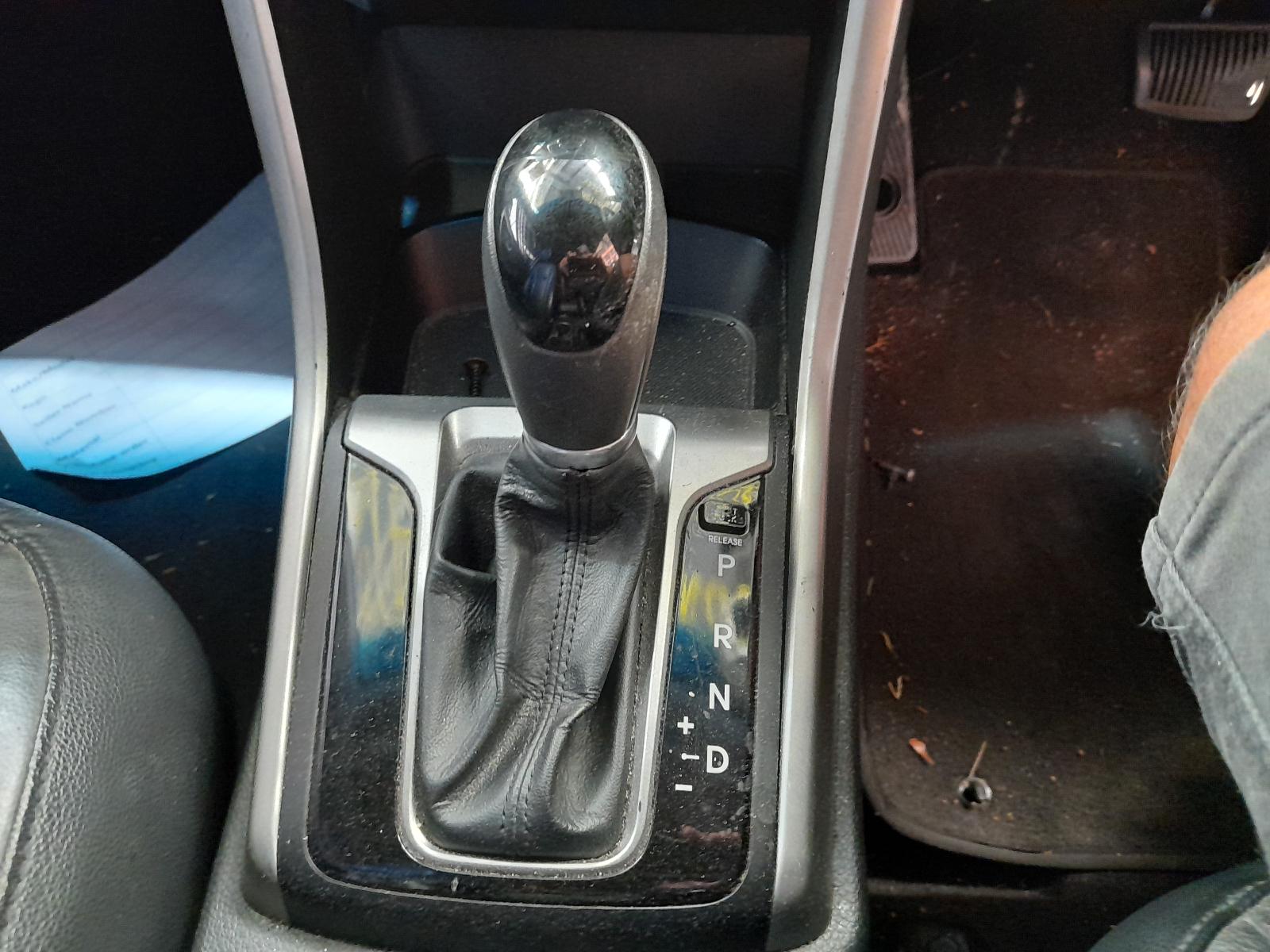 2013 Hyundai I30 Radio/Cd/Dvd/Sat/Tv View Auto part Radio/Cd/Dvd/Sat/Tv Hyundai I30 2013