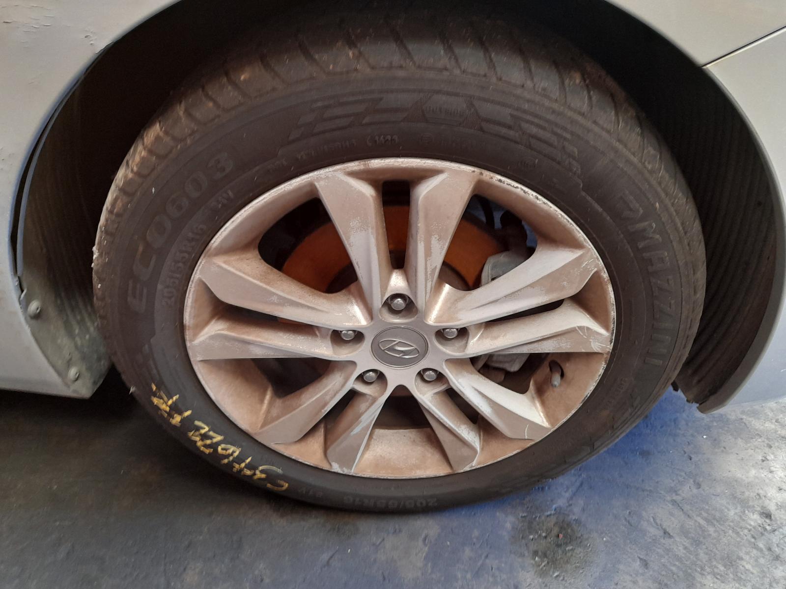 2013 Hyundai I30 Radio/Cd/Dvd/Sat/Tv View Auto part Radio/Cd/Dvd/Sat/Tv Hyundai I30 2013