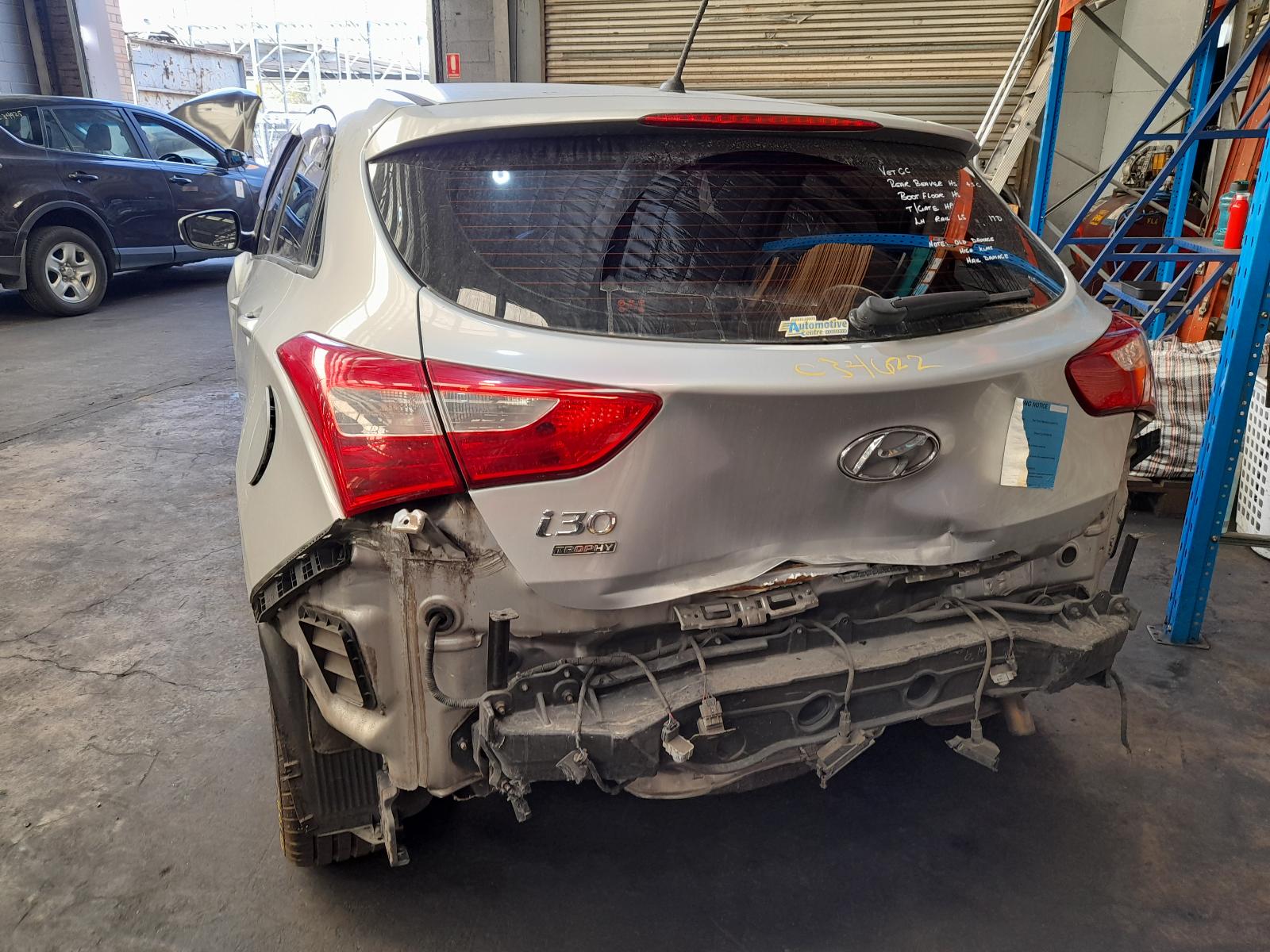 2013 Hyundai I30 Radio/Cd/Dvd/Sat/Tv View Auto part Radio/Cd/Dvd/Sat/Tv Hyundai I30 2013