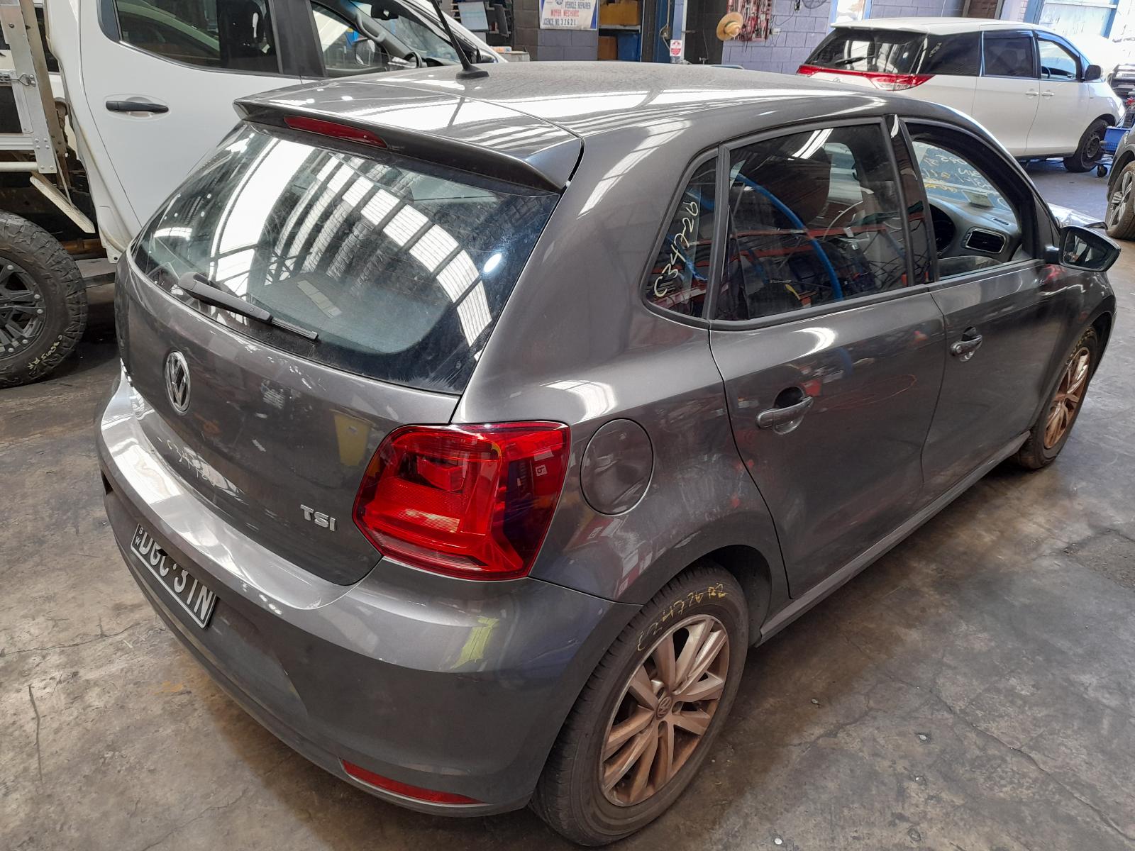 2015 Volkswagen Polo Engine View Auto part Engine Volkswagen Polo 2015