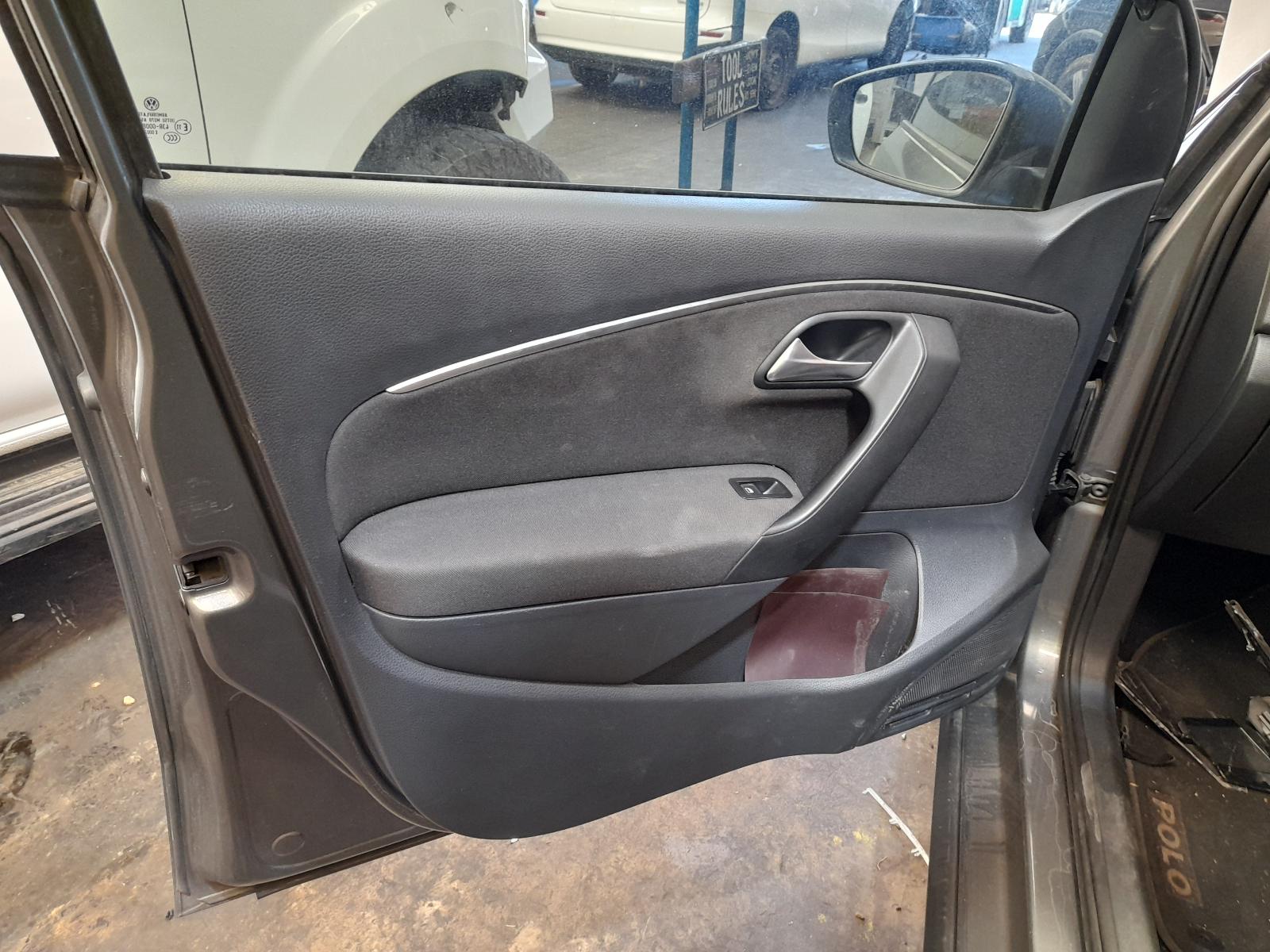 2015 Volkswagen Polo Engine View Auto part Engine Volkswagen Polo 2015