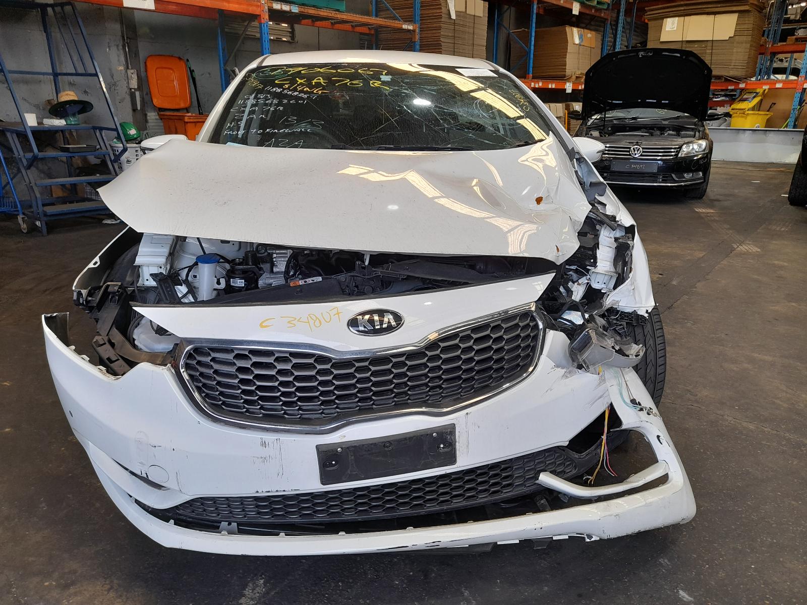 View Auto part Radio/Cd/Dvd/Sat/Tv Kia Cerato 2014