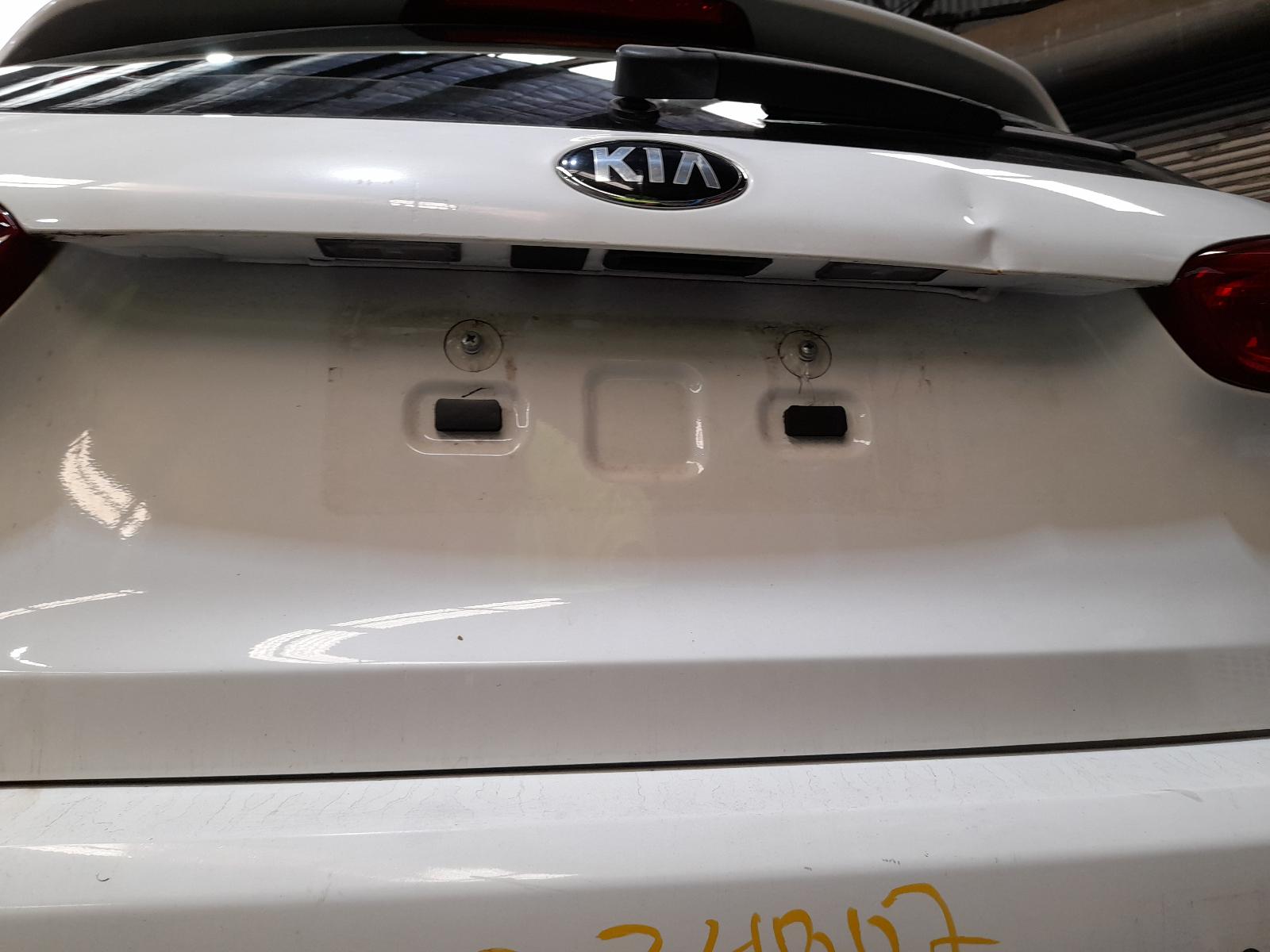 View Auto part Radio/Cd/Dvd/Sat/Tv Kia Cerato 2014