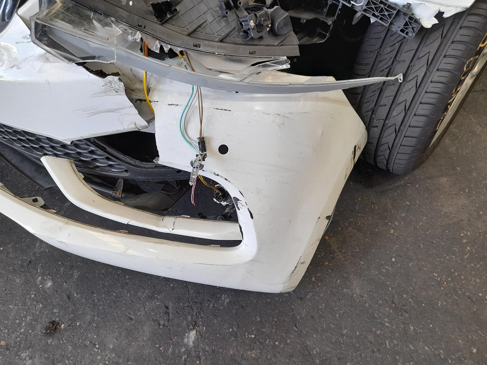 View Auto part Radio/Cd/Dvd/Sat/Tv Kia Cerato 2014