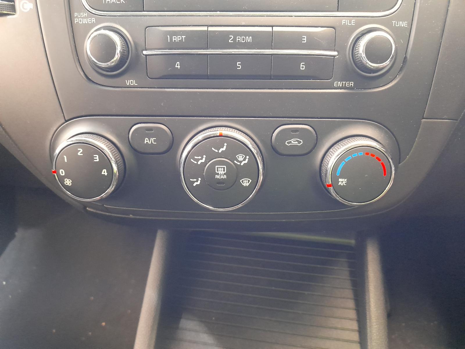 View Auto part Radio/Cd/Dvd/Sat/Tv Kia Cerato 2014