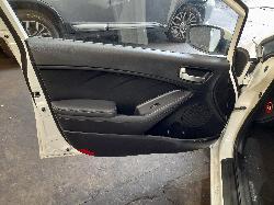 View Auto part Radio/Cd/Dvd/Sat/Tv Kia Cerato 2014