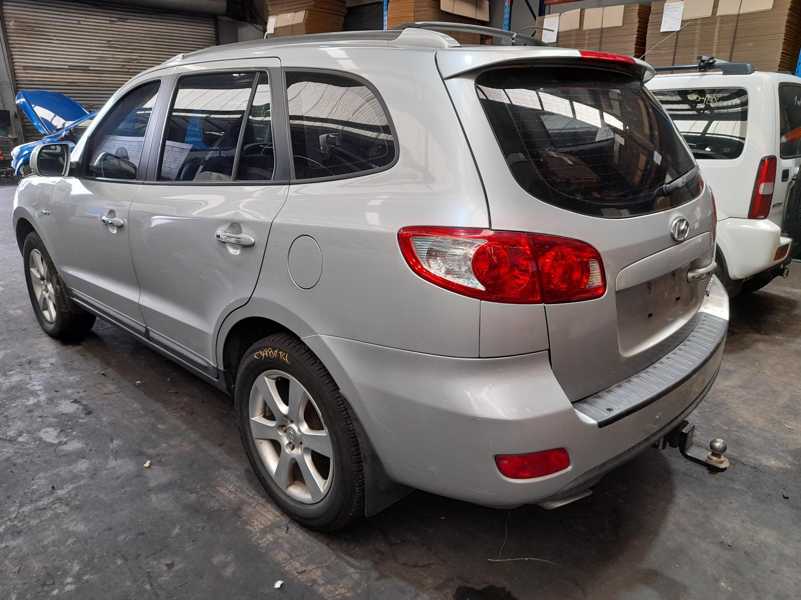 View Auto part Rear/Tailgate Glass Hyundai Santa Fe 2009