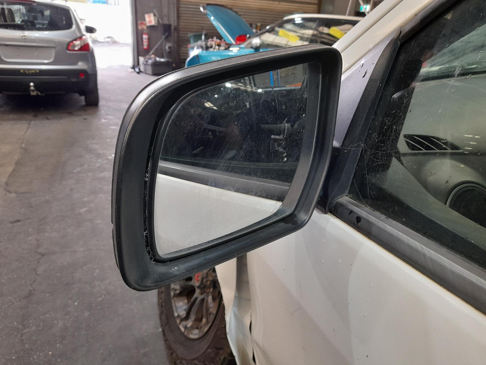 View Auto part Radio/Cd/Dvd/Sat/Tv Mazda Bt50 2014