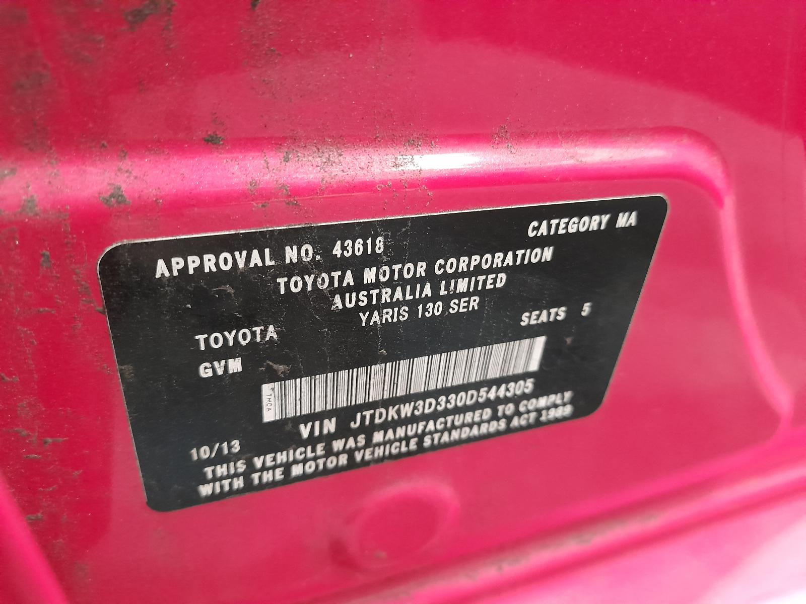 View Auto part Bonnet Toyota Yaris 2013