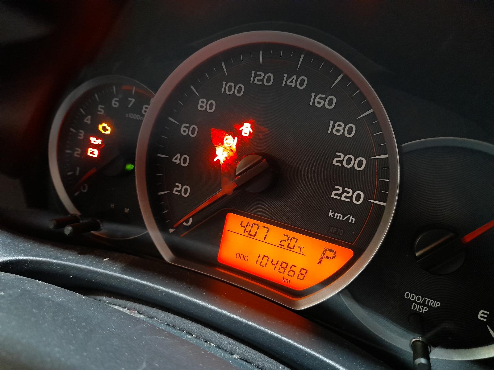 View Auto part Bonnet Toyota Yaris 2013