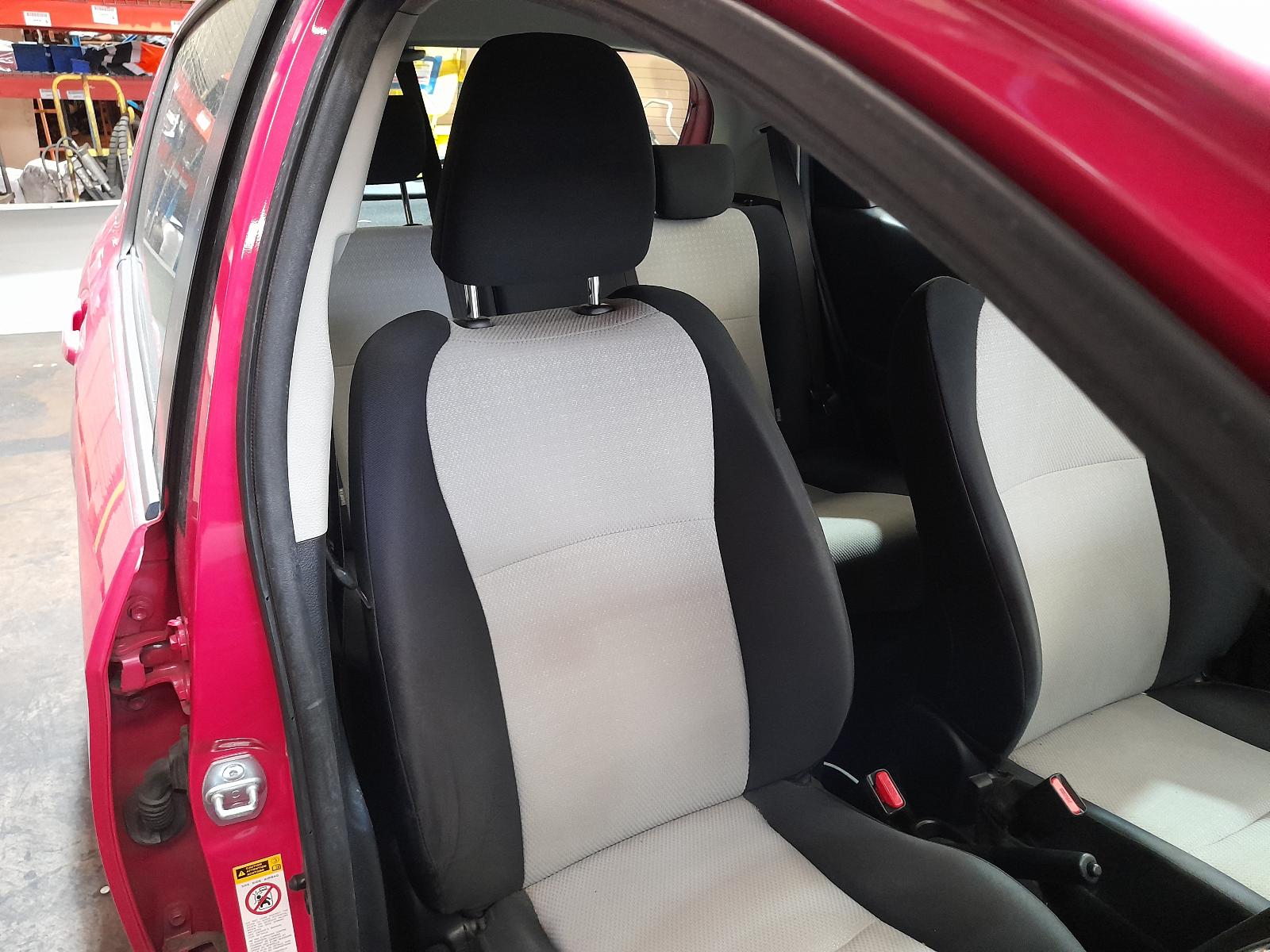 View Auto part Bonnet Toyota Yaris 2013