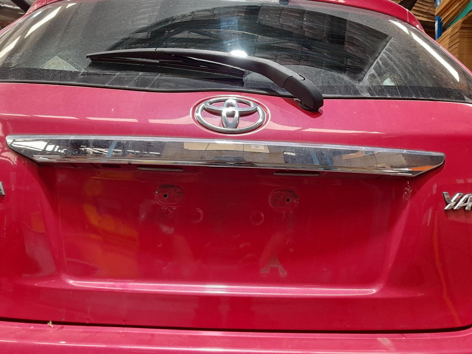 View Auto part Bonnet Toyota Yaris 2013