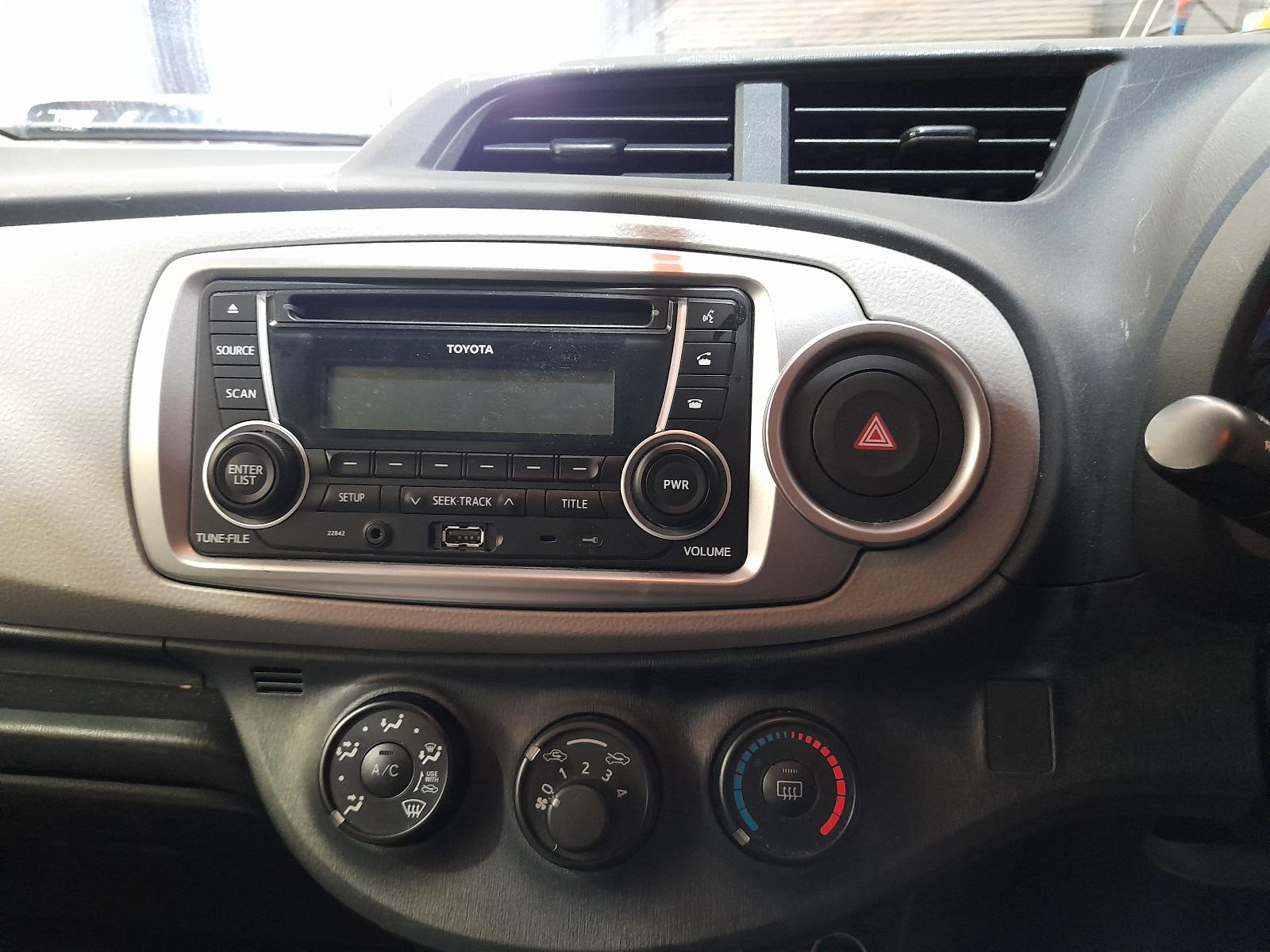 View Auto part Bonnet Toyota Yaris 2013