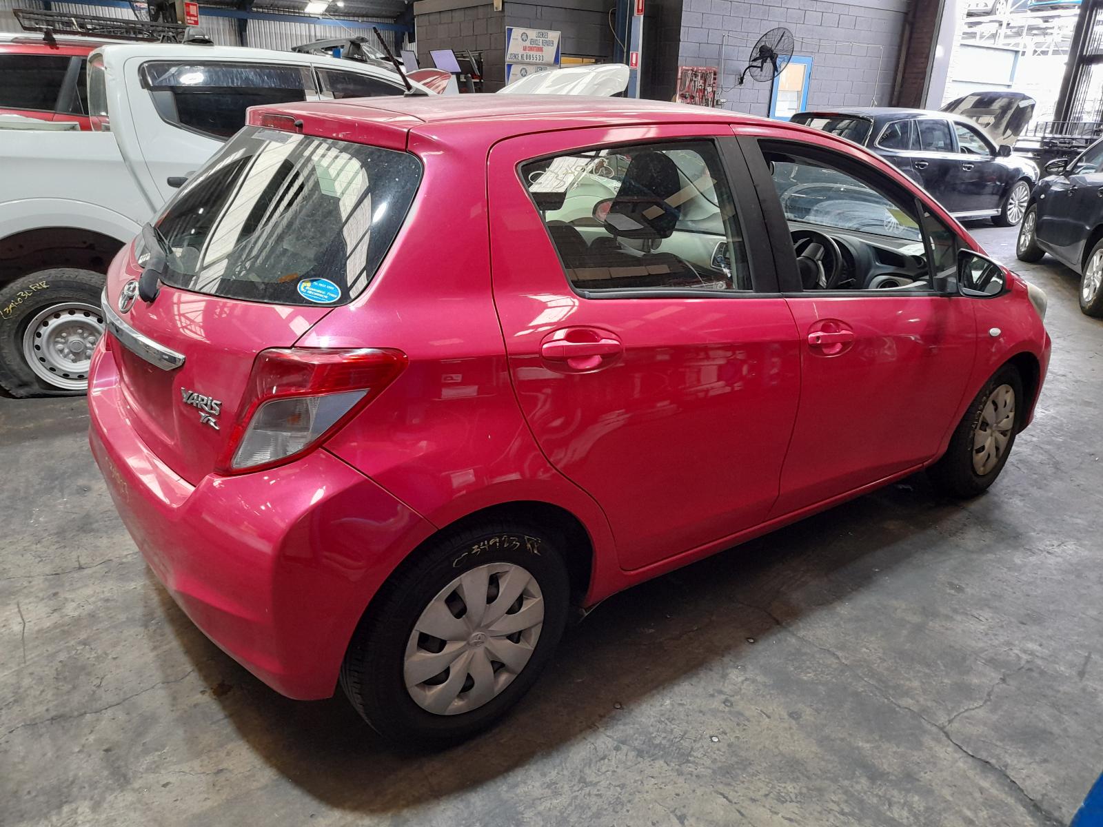 View Auto part Bonnet Toyota Yaris 2013