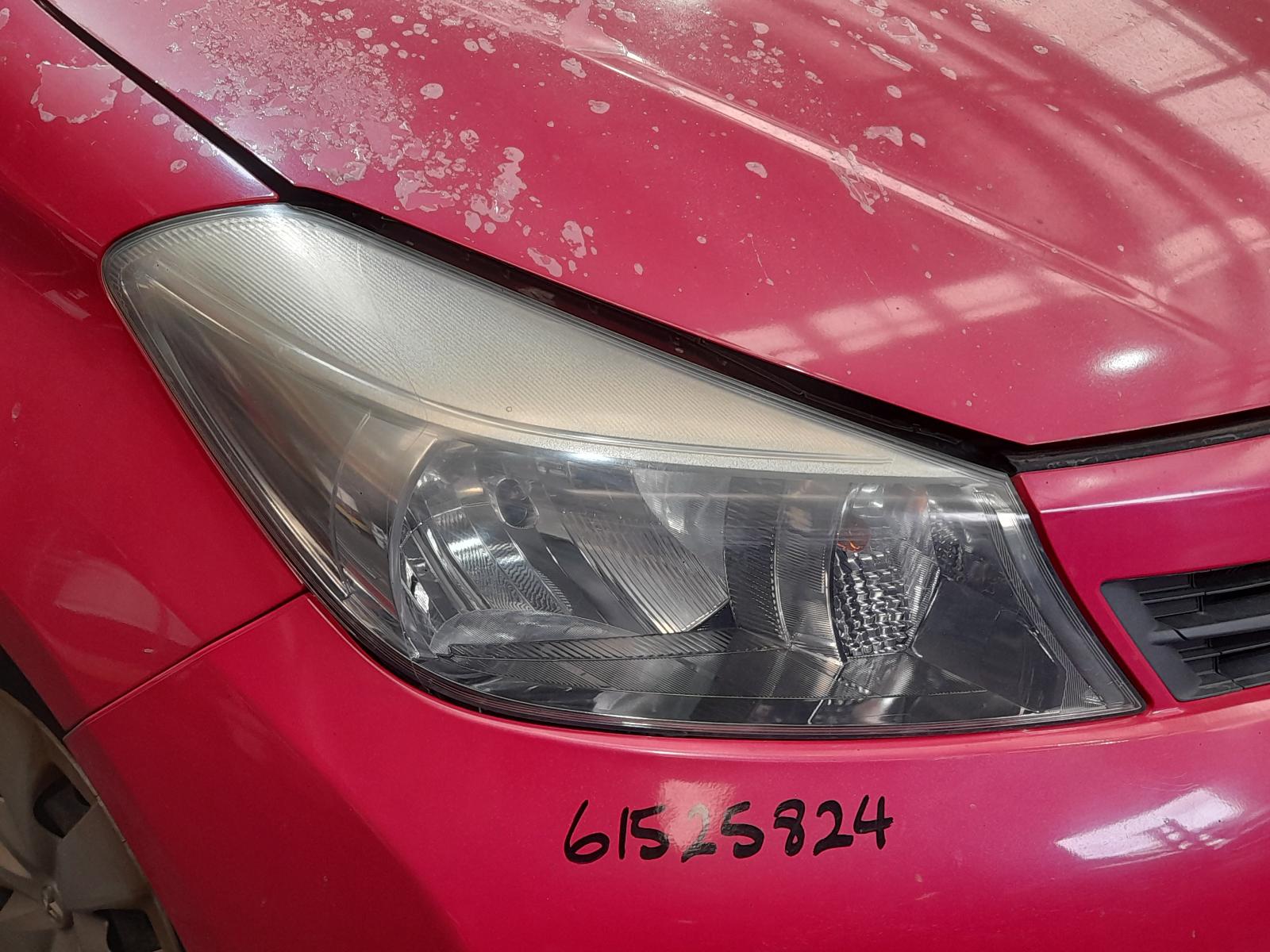 View Auto part Bonnet Toyota Yaris 2013