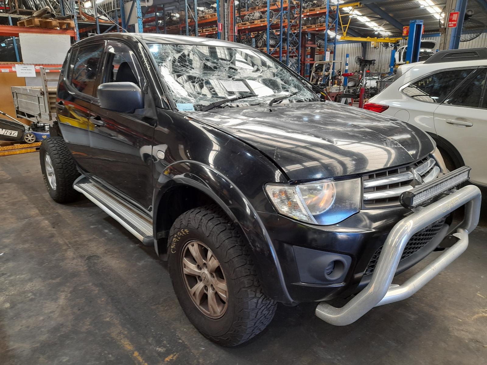 View Auto part Rear Drive Shaft Mitsubishi Triton 2015