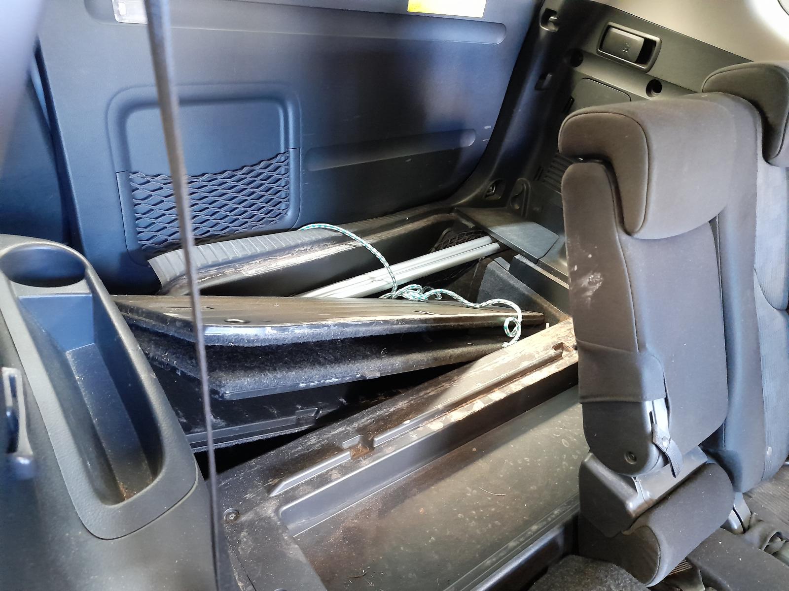 View Auto part Alternator Toyota Rav4 2012