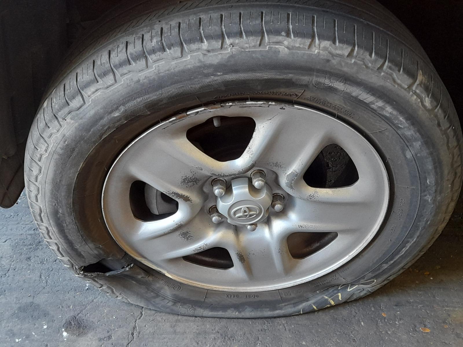 View Auto part Alternator Toyota Rav4 2012