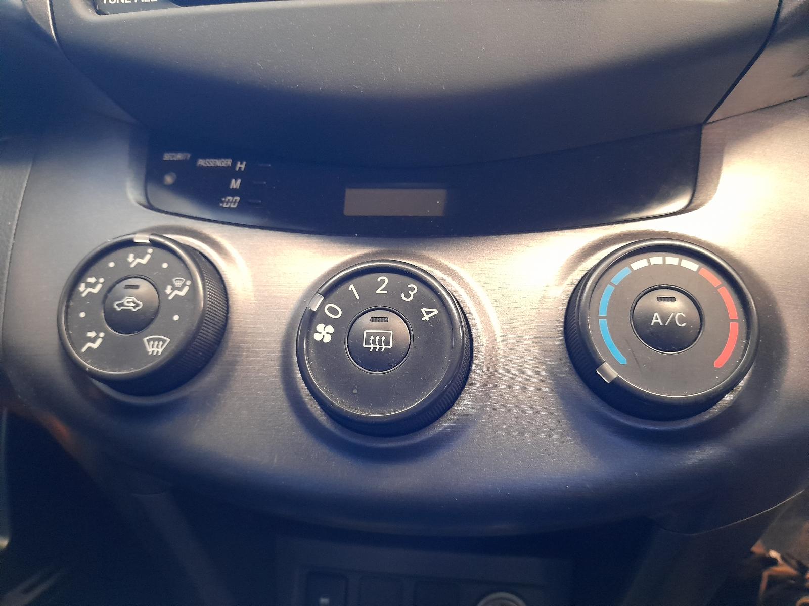 View Auto part Alternator Toyota Rav4 2012